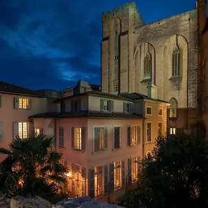 https://la-mirande.fr-provencehotel.com